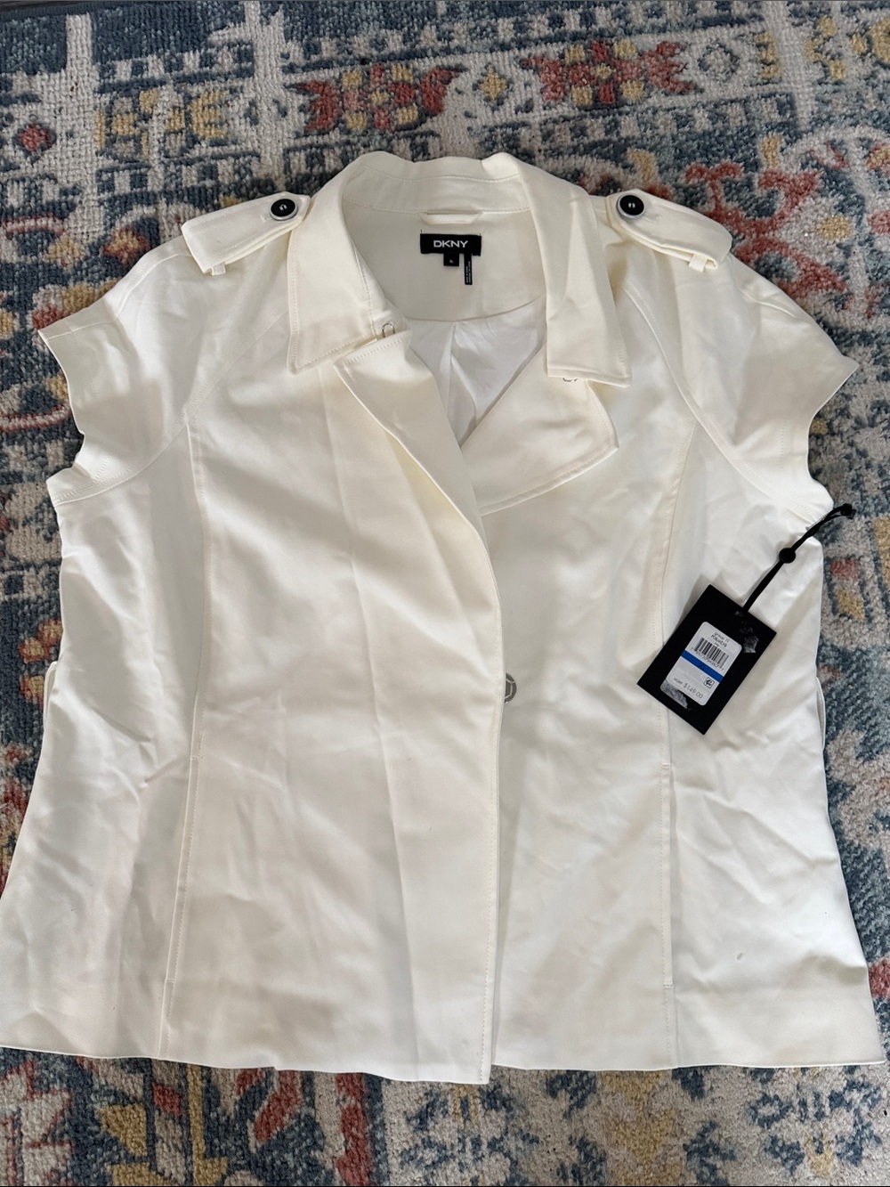 DKNY Cream Short-Sleeve Trench Blazer